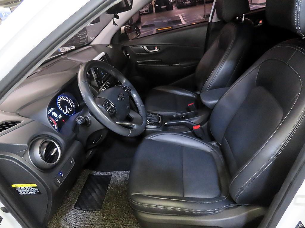 HYUNDAI Kona - Vista 6