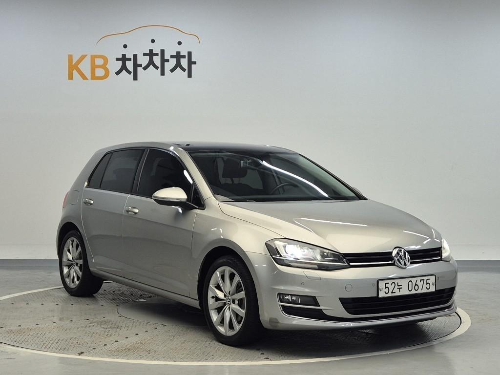 Volkswagen Golf - Vista 4