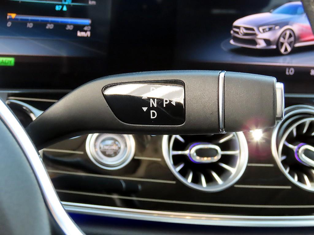 Mercedes Benz CLS Class - Vista 11