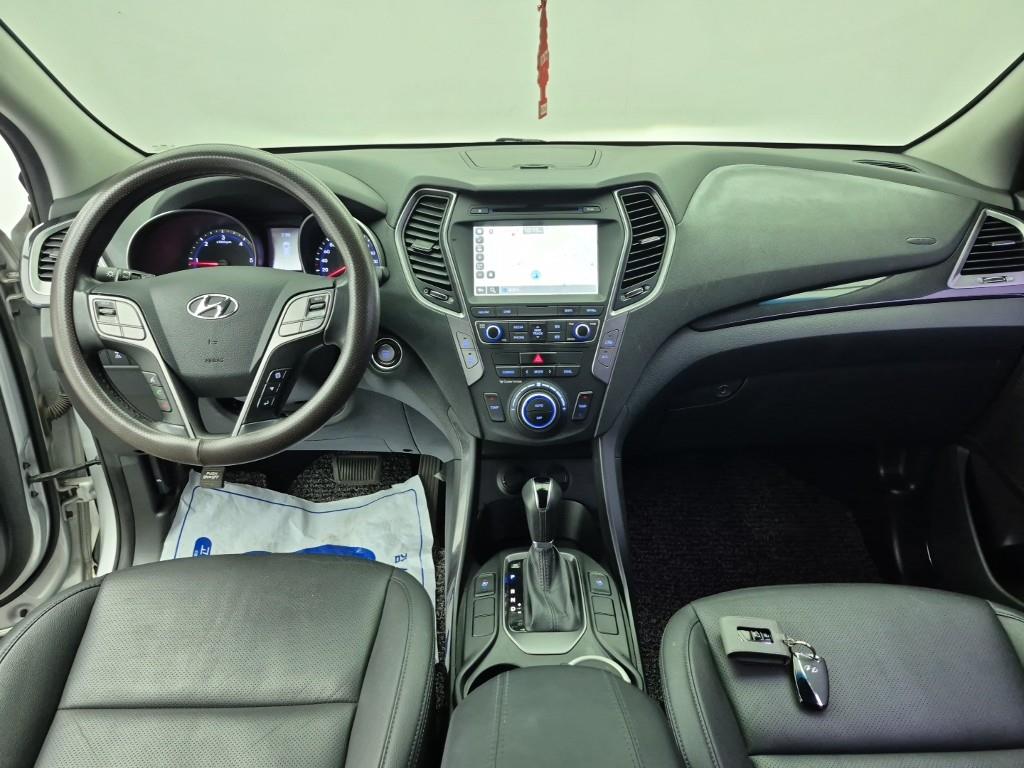 HYUNDAI Santa Fe - Vista 5
