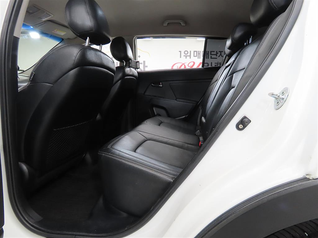 KIA Sportage - Vista 6