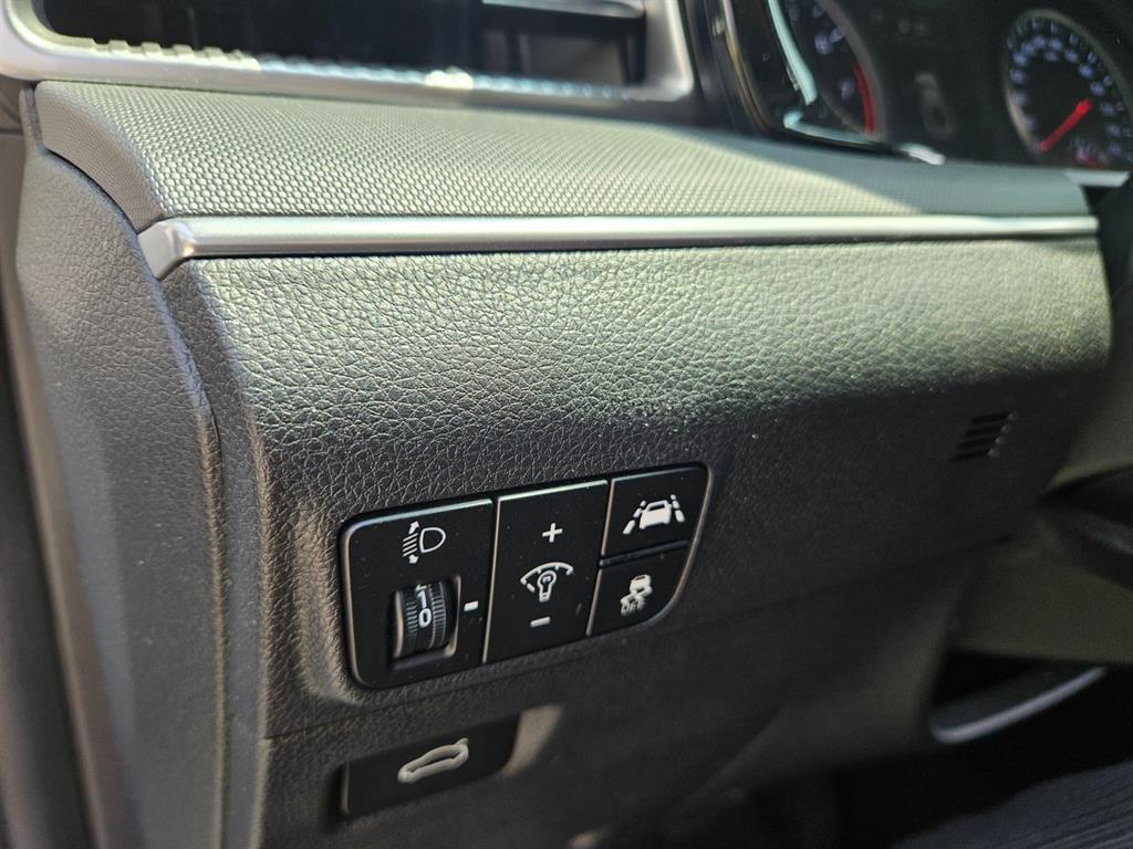 KIA K5 - Vista 10