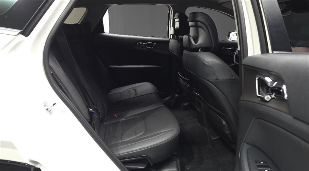 KIA Sportage - Vista 8