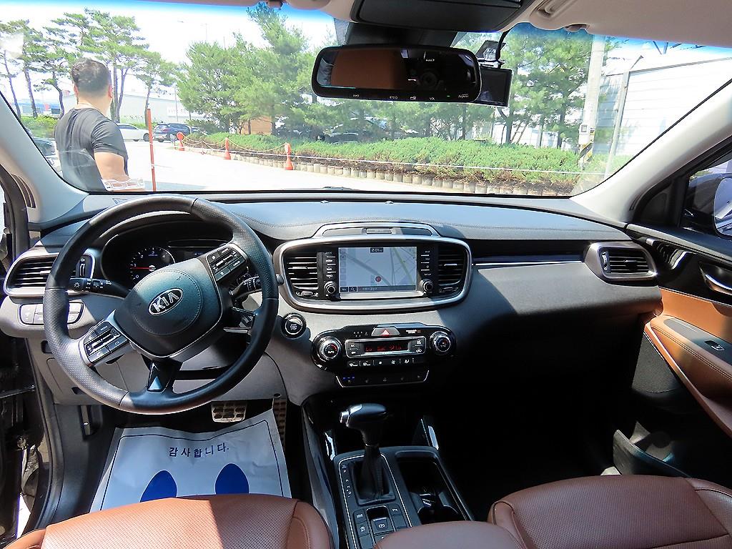 KIA Sorento - Vista 7