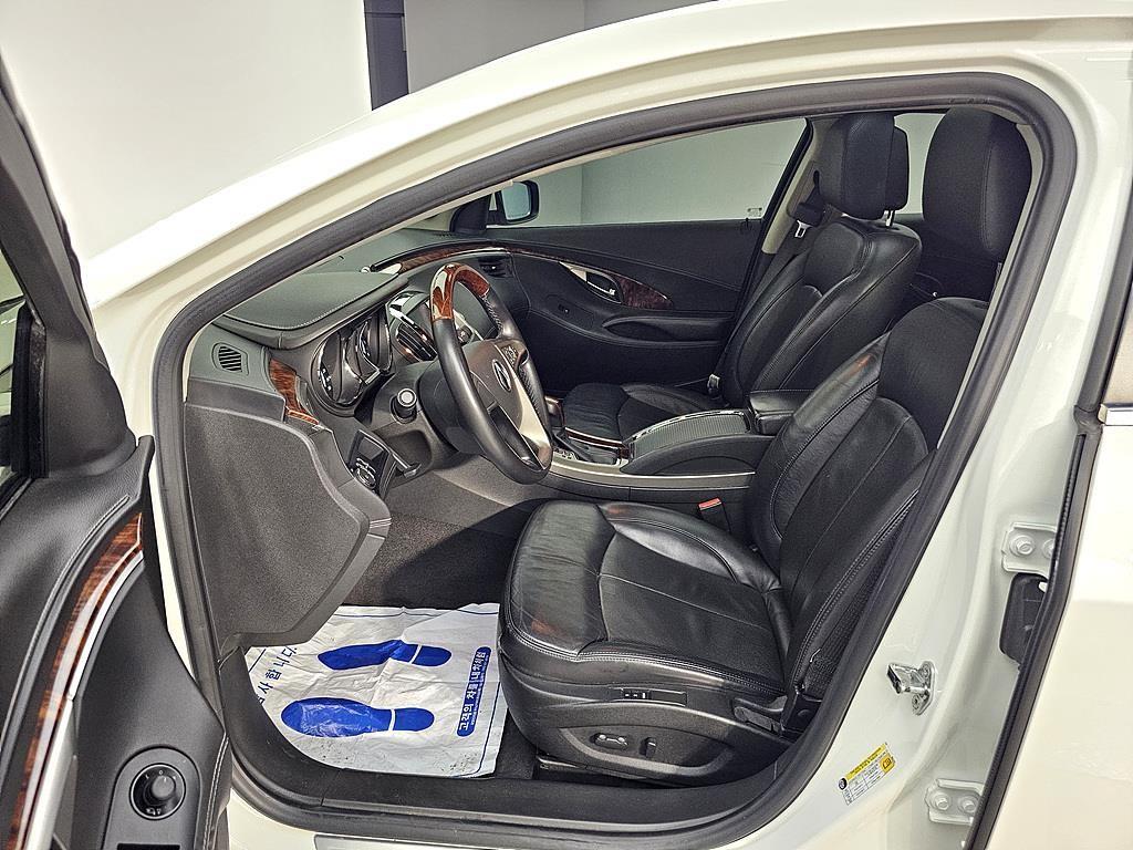 DAEWOO Alpheon - Vista 8