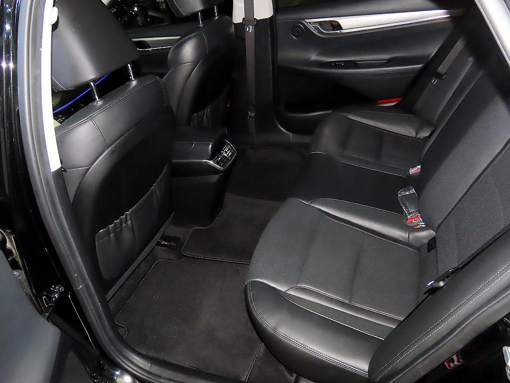 HYUNDAI Grandeur - Vista 7
