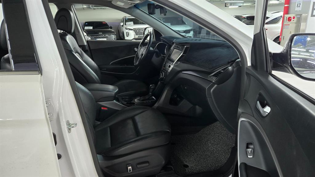 HYUNDAI Santa Fe - Vista 10