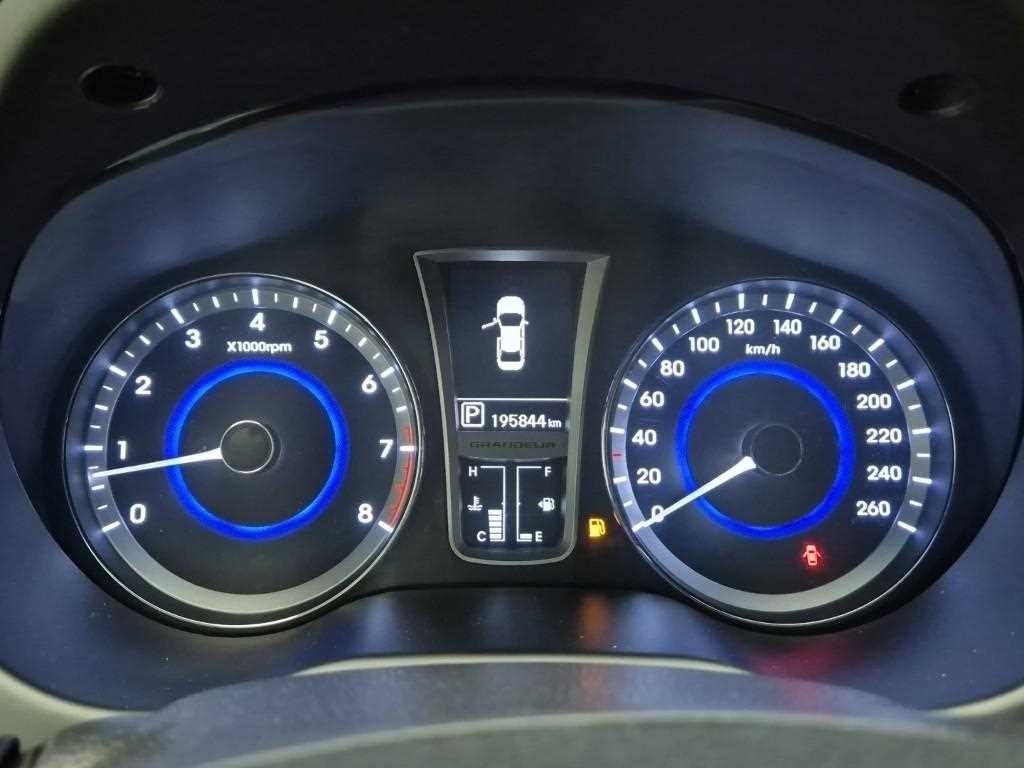 HYUNDAI Grandeur - Vista 6