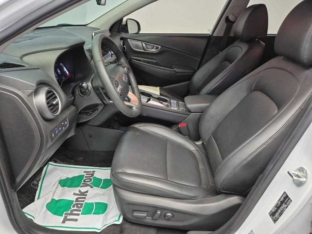 HYUNDAI Kona - Vista 11