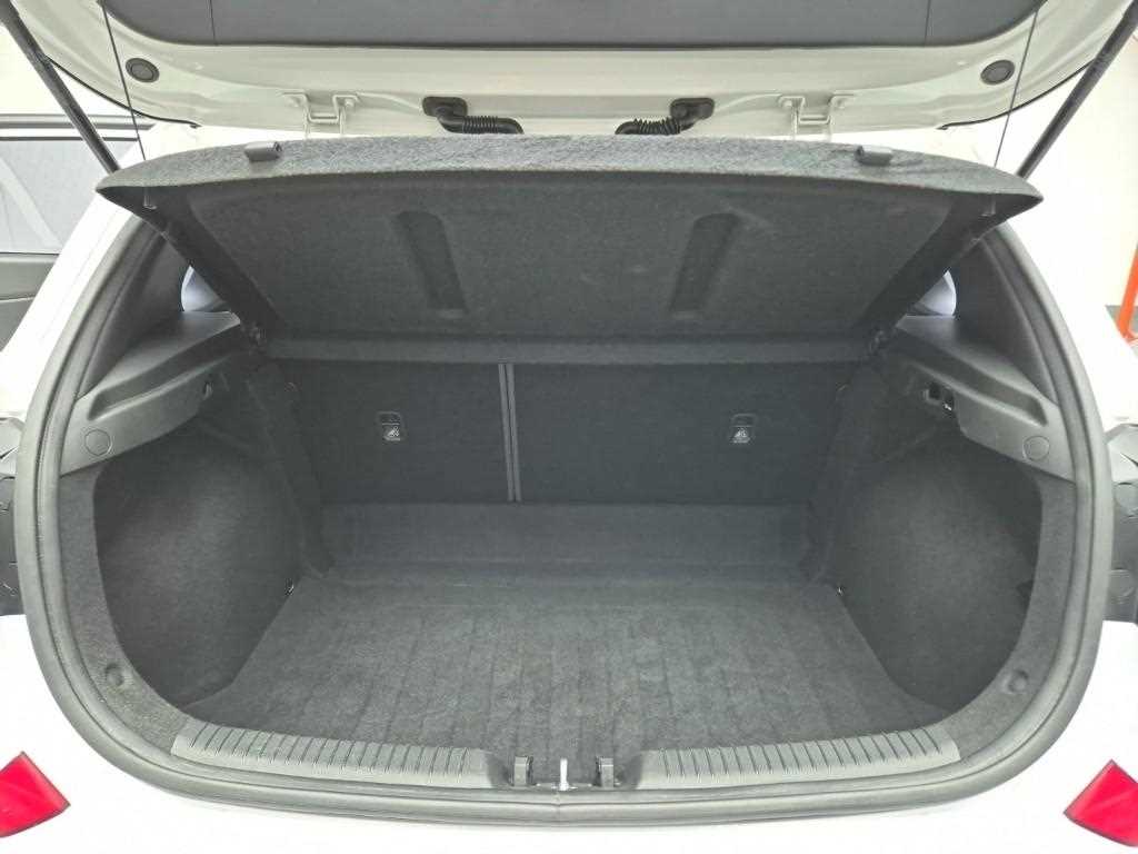 HYUNDAI i30 2018 Blanco - Importación desde Corea - HF Imports Iquique - Foto 18