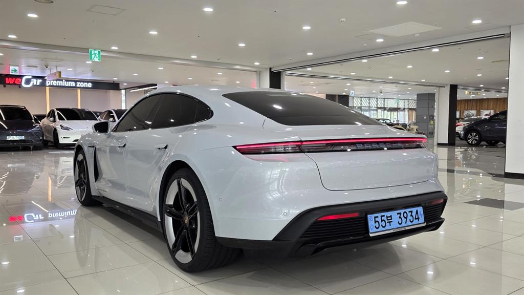 Porsche Taycan 2026 Blanco - Importación desde Corea - HF Imports Iquique - Foto 17
