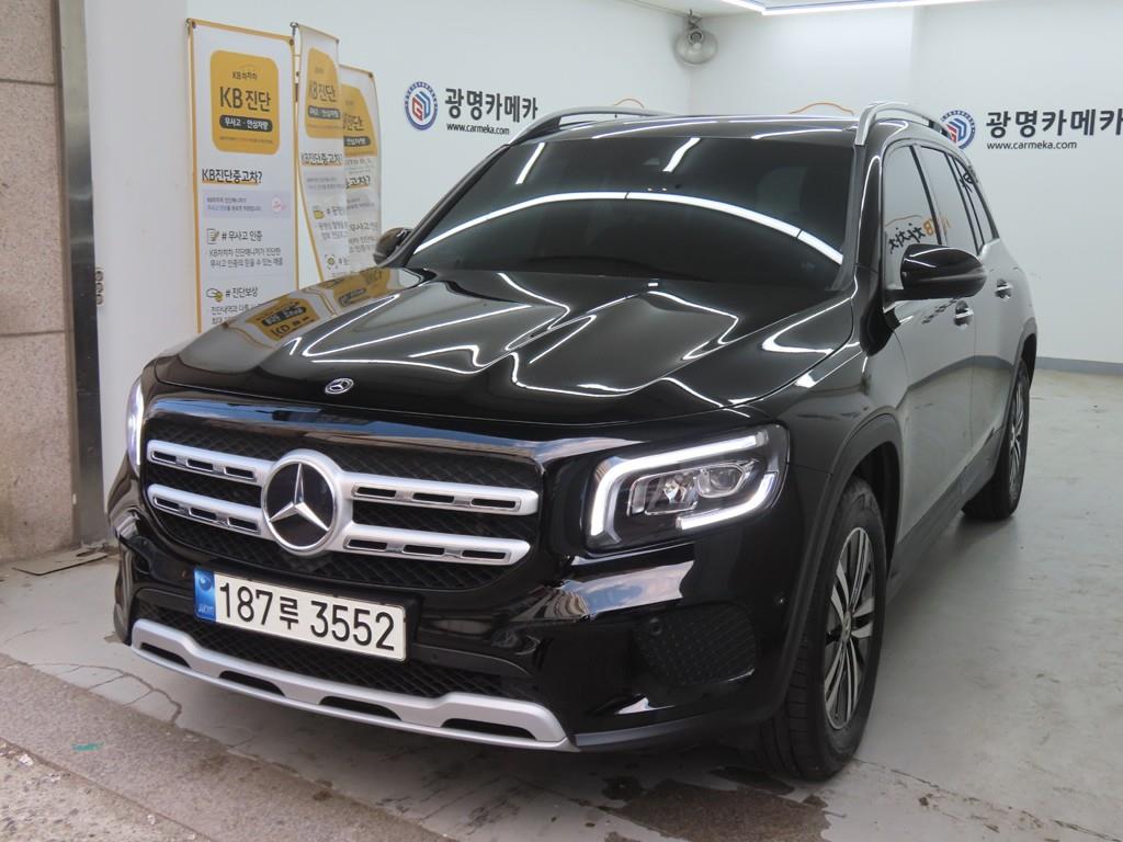 Mercedes Benz GLB Class - Vista 2