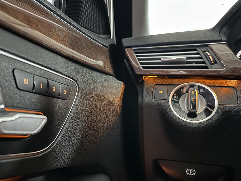Mercedes Benz E class - Vista 11