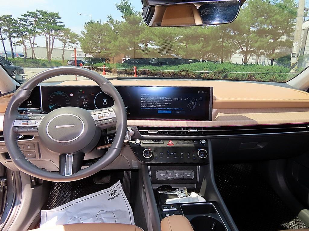 HYUNDAI Sonata - Vista 7