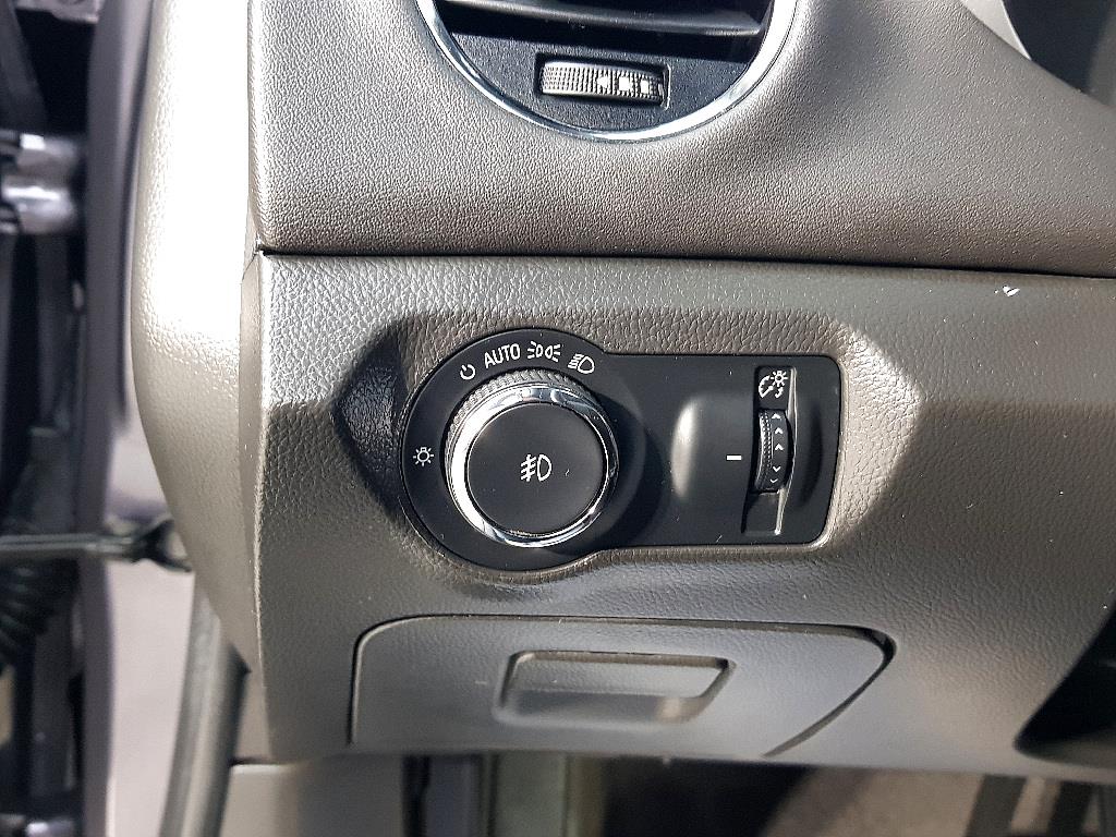 Chevrolet Cruise - Vista 12