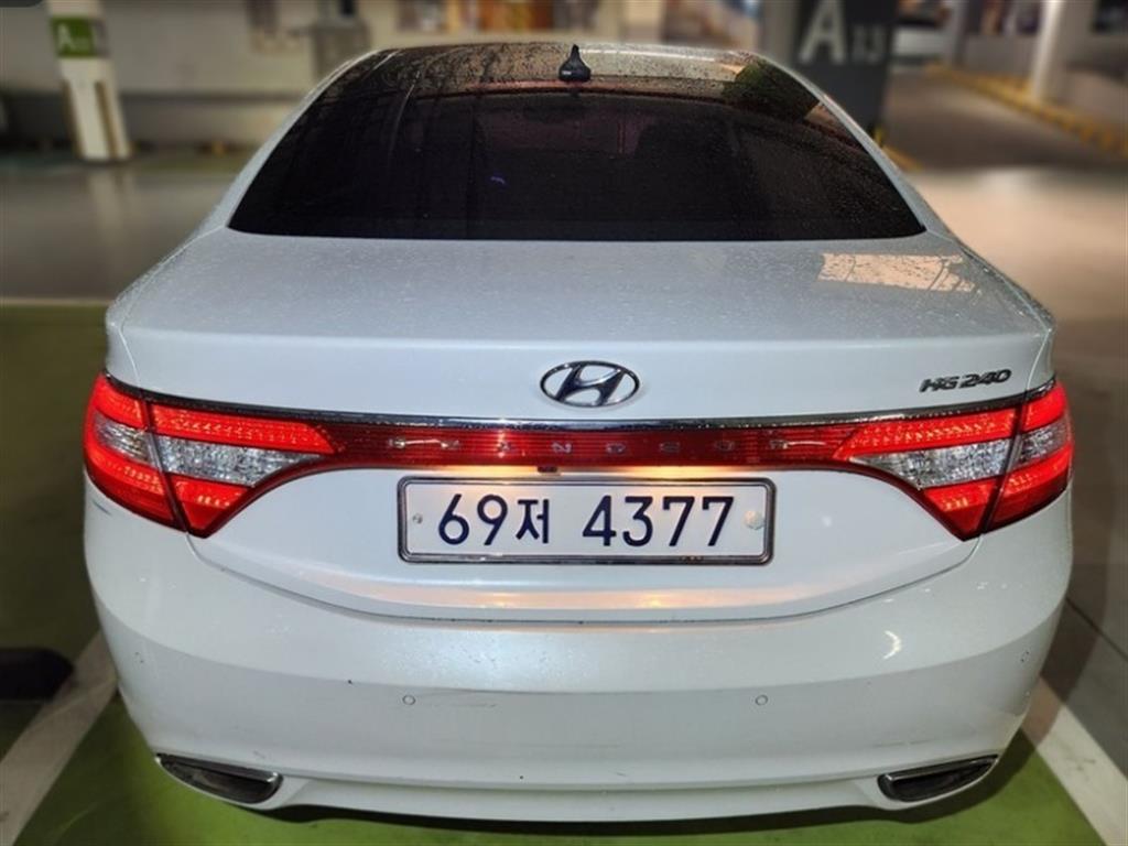 HYUNDAI Grandeur - Vista 2