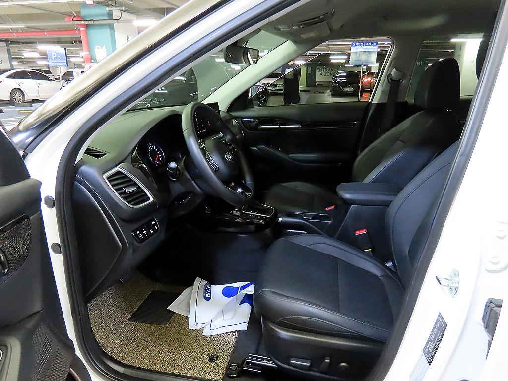 KIA Seltos - Vista 6