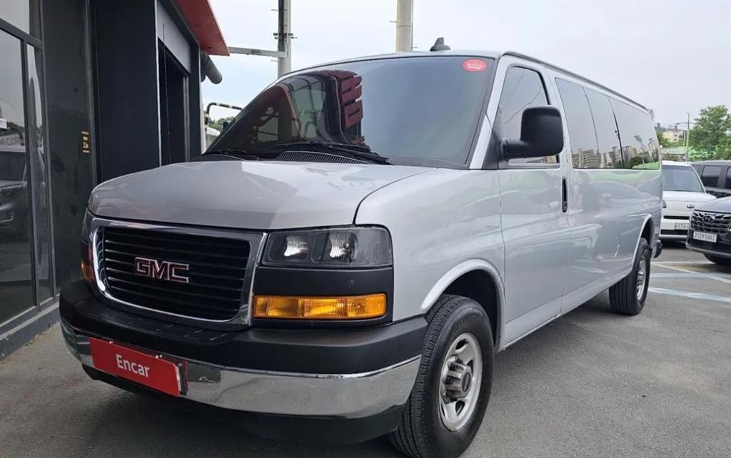 GMC Savannah