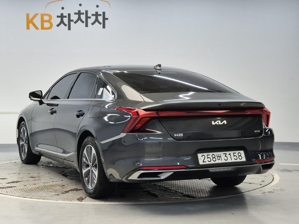KIA K8 - Vista 2