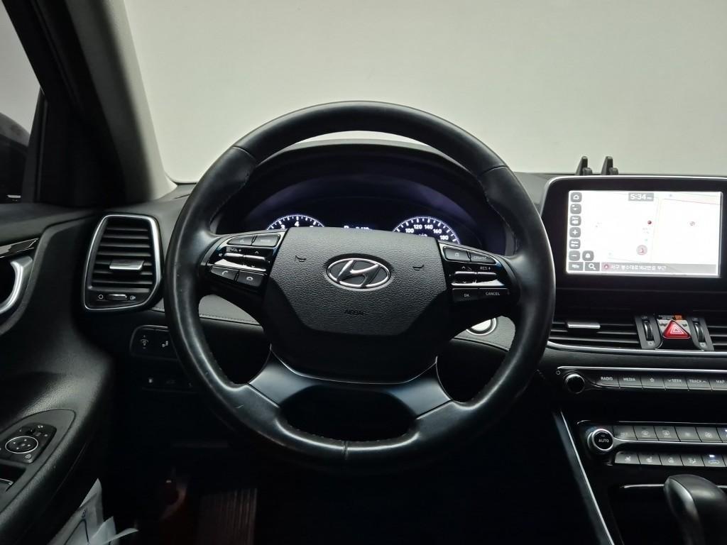 HYUNDAI Grandeur - Vista 9