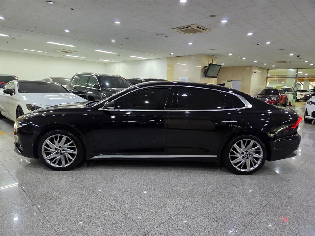 HYUNDAI Grandeur - Vista 3