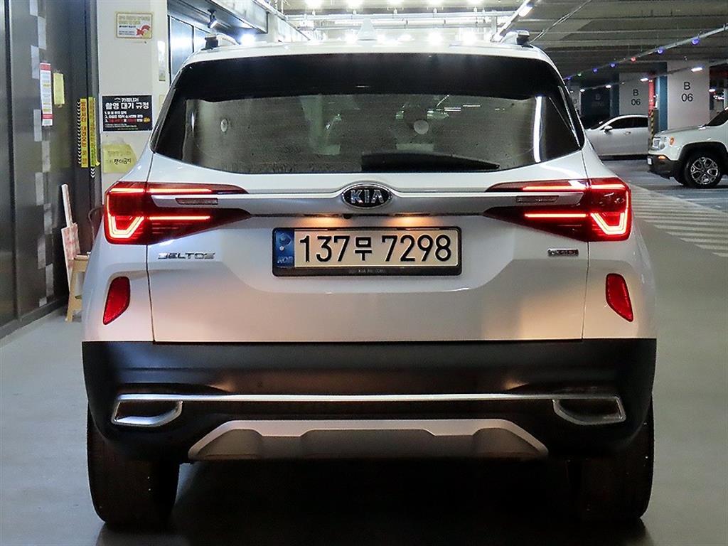KIA Seltos - Vista 5