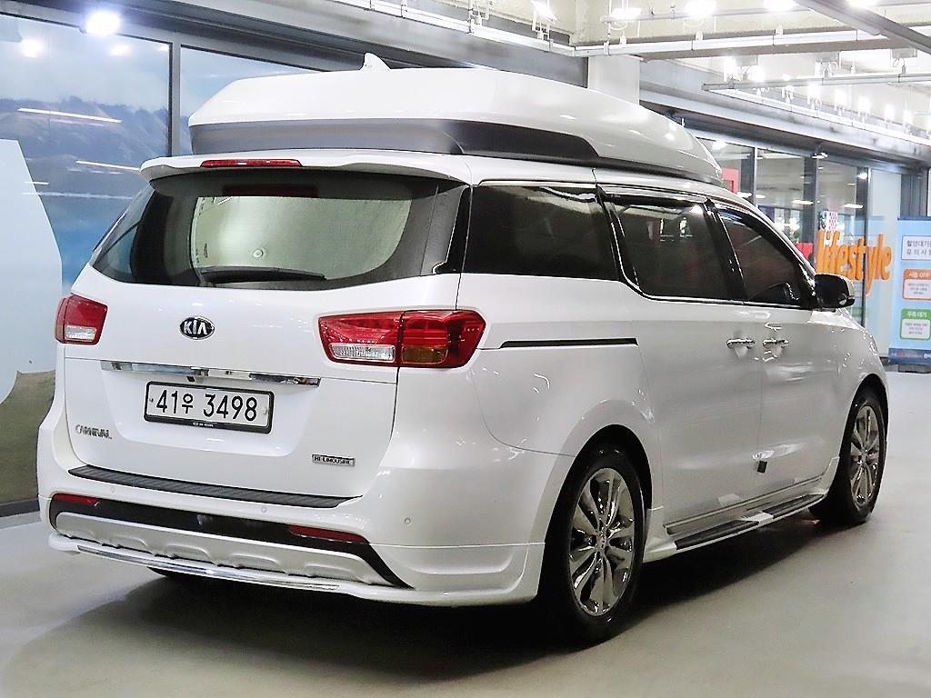 KIA Carnival - Vista 4