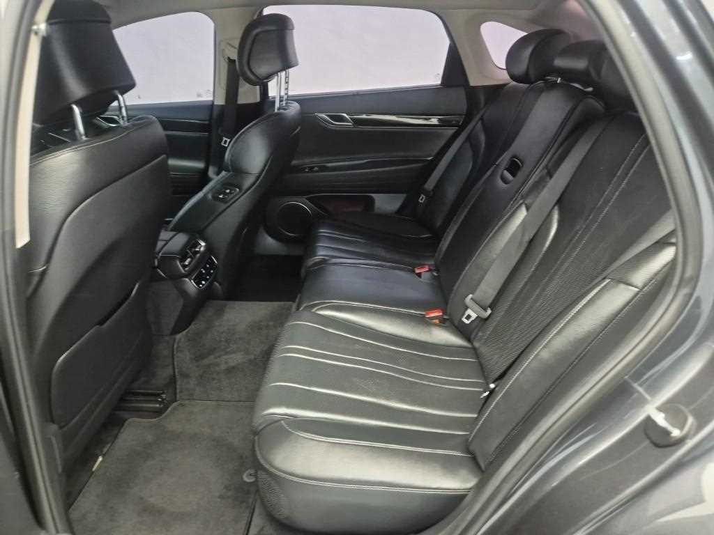 Genesis G80 - Vista 12