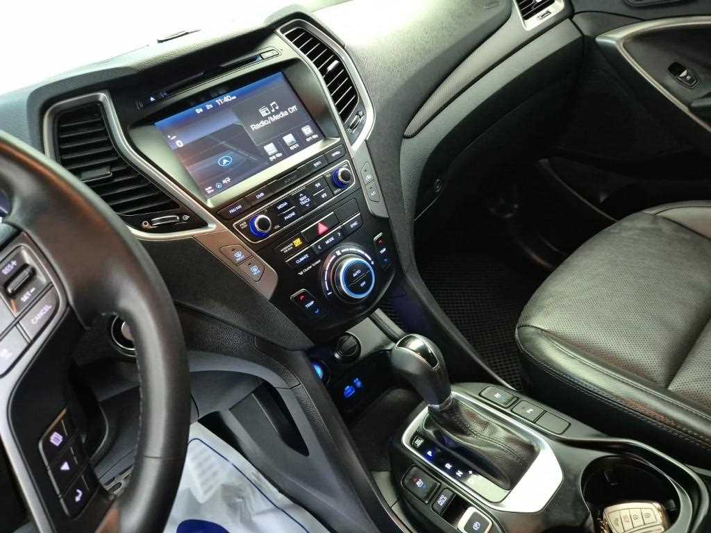 HYUNDAI Santa Fe - Vista 10