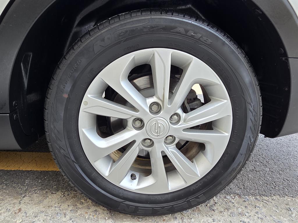Ssangyong Tivoli 2019 Gris - Importación desde Corea - HF Imports Iquique - Foto 18