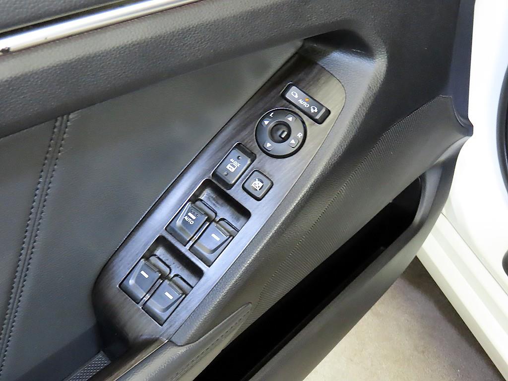 KIA K7 2012 Blanco - Importación desde Corea - HF Imports Iquique - Foto 13