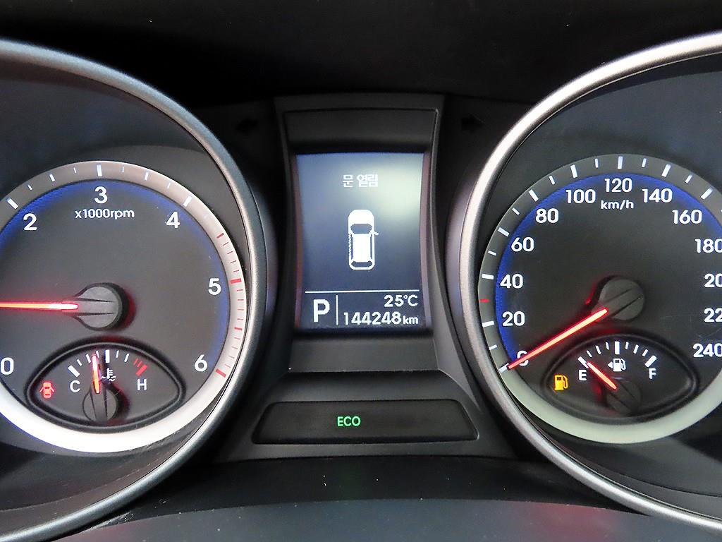 HYUNDAI Santa Fe - Vista 9