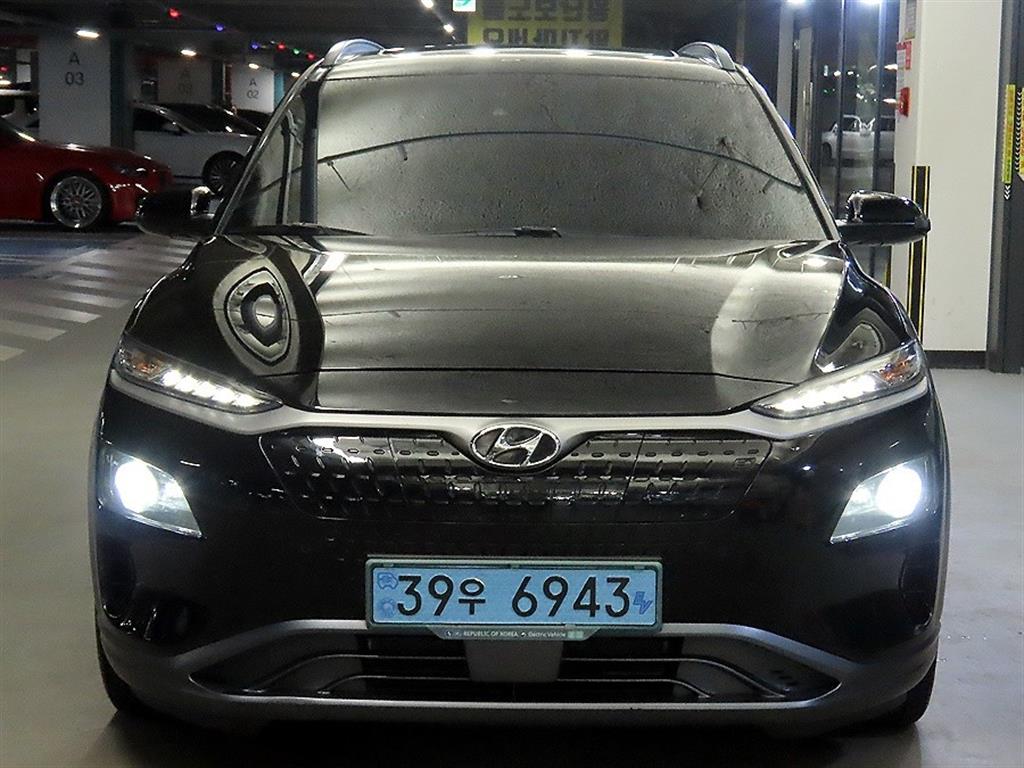 HYUNDAI Kona - Vista 2