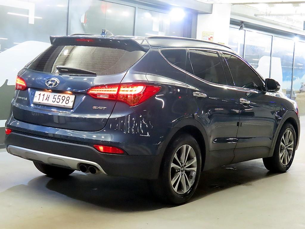 HYUNDAI Santa Fe - Vista 4