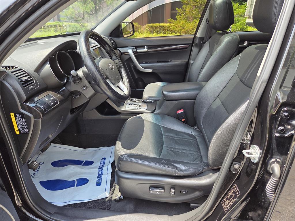 KIA Sorento - Vista 7