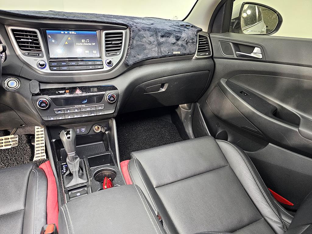 HYUNDAI Tucson - Vista 10