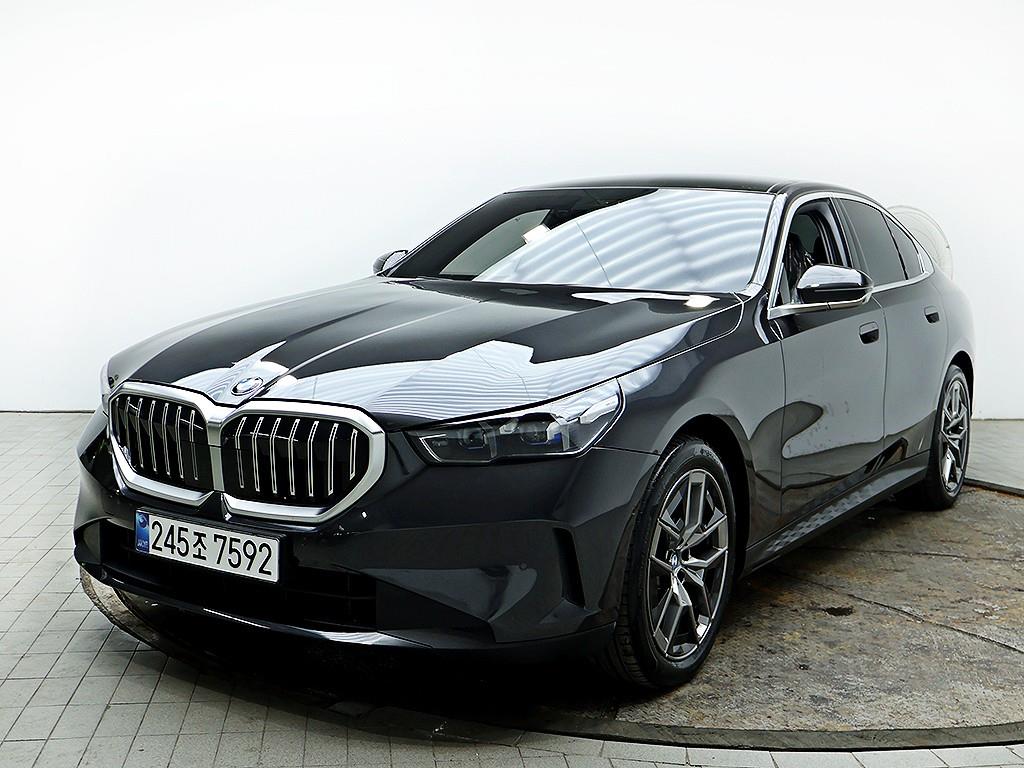 BMW 5 Series - Vista 3