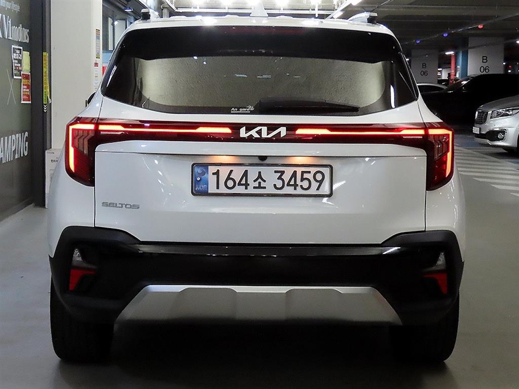 KIA Seltos - Vista 5