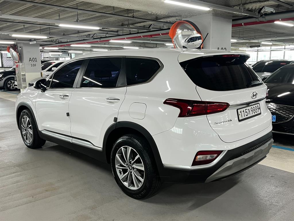 HYUNDAI Santa Fe - Vista 3