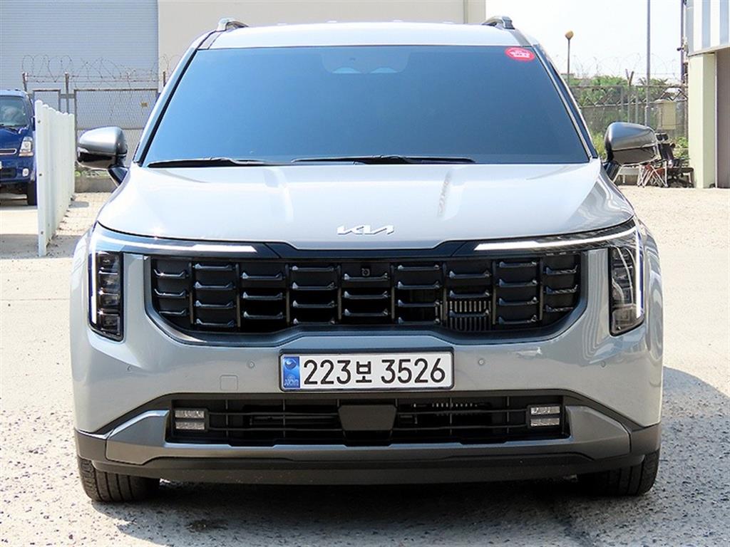KIA Carnival 2025 Gris - Importación desde Corea - HF Imports Iquique - Foto 1