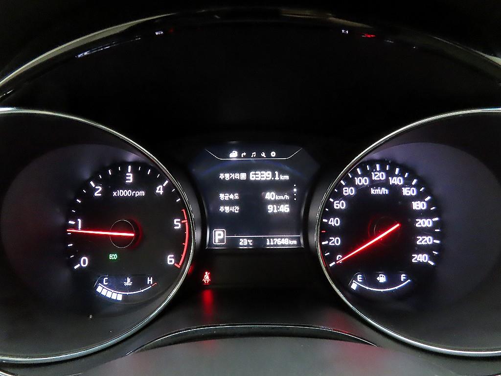 KIA Carnival - Vista 6
