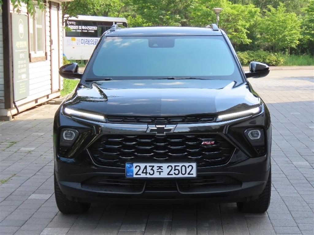 Chevrolet Trail Blazer 2025 Negro - Importación desde Corea - HF Imports Iquique - Foto 1