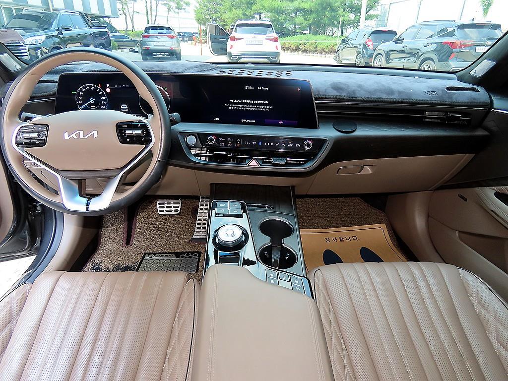 KIA K8 - Vista 7