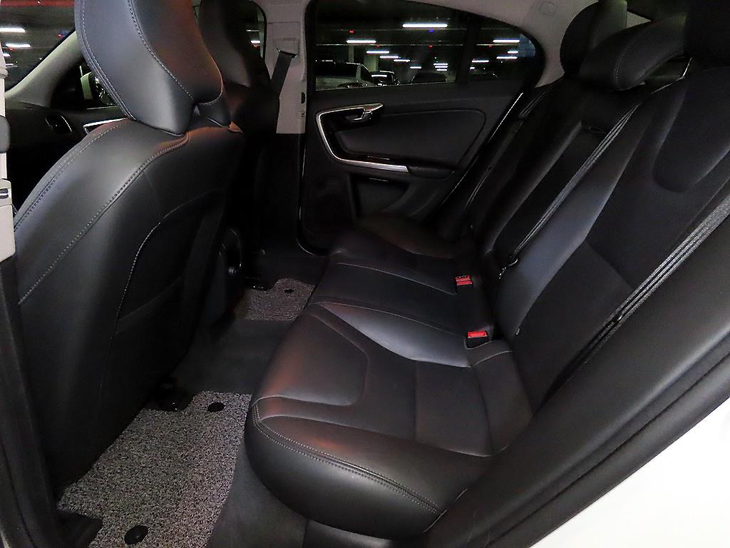 Volvo S60 - Vista 7
