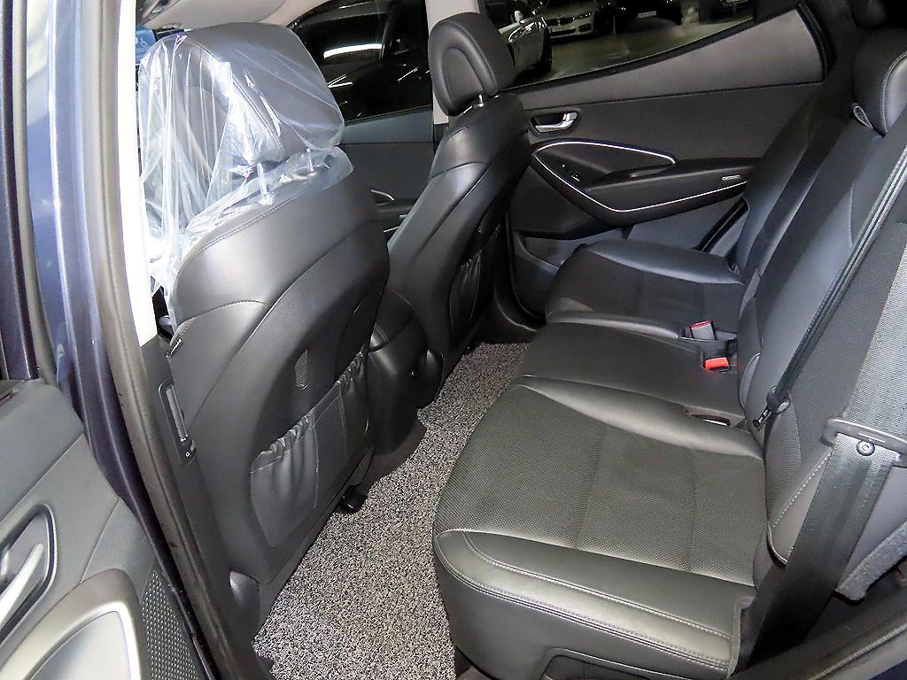 HYUNDAI Santa Fe - Vista 7