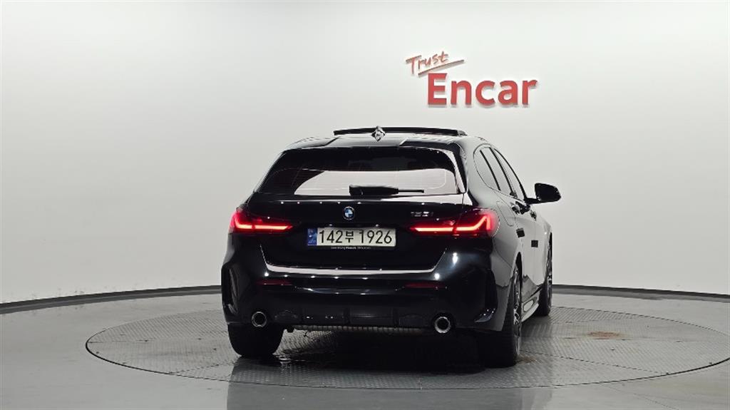BMW 1 series - Vista 4