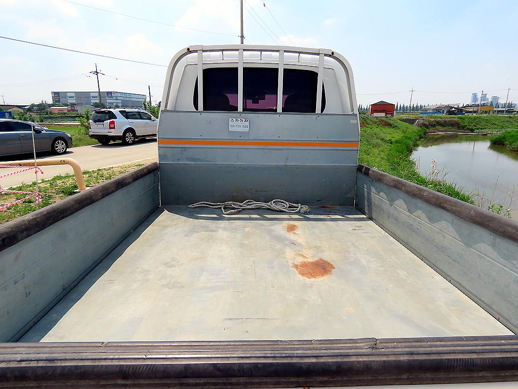 Small Truck Cargo (small) - Vista 4