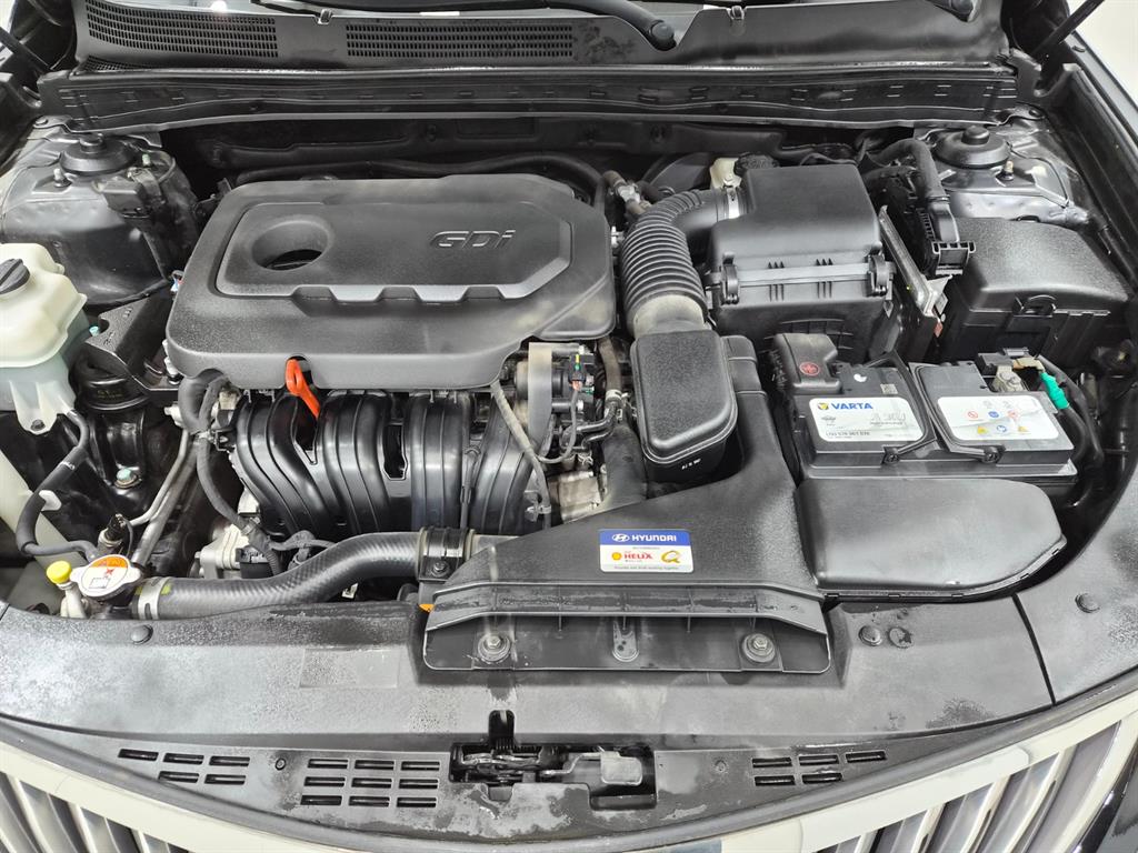 HYUNDAI Grandeur 2016 Negro - Importación desde Corea - HF Imports Iquique - Foto 18
