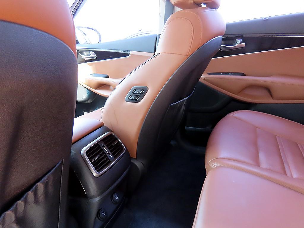 KIA Sorento 2019 Negro - Importación desde Corea - HF Imports Iquique - Foto 17
