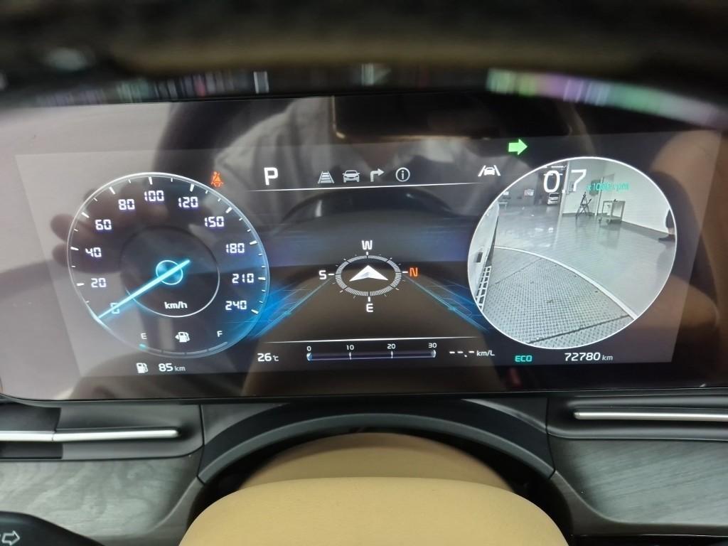 KIA Carnival - Vista 6